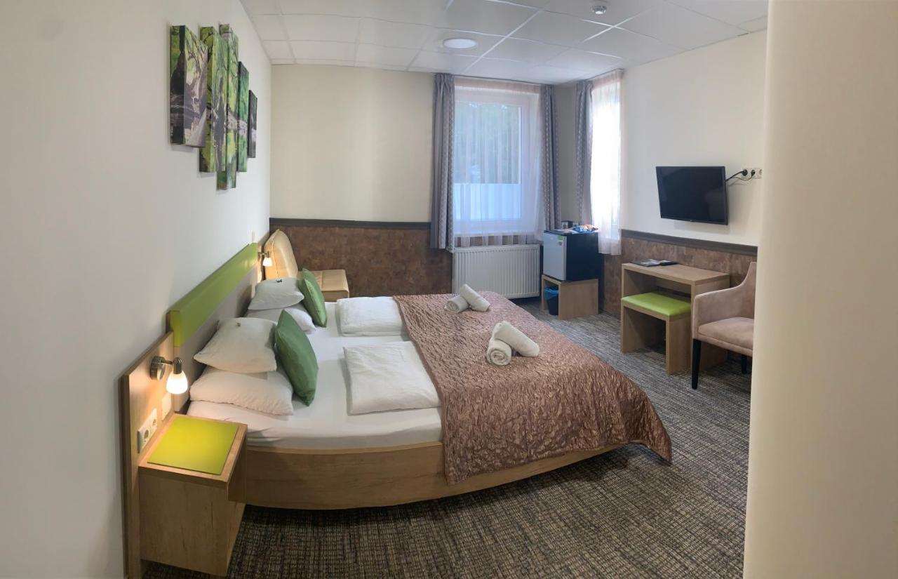 Hotel Dolce Vita Balatonkenese Buitenkant foto